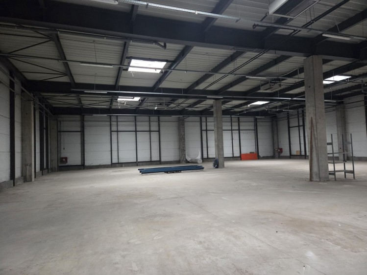 Spatii de depozitare si birouri zona Chiajna - Soseaua de Centura, judetul Ilfov