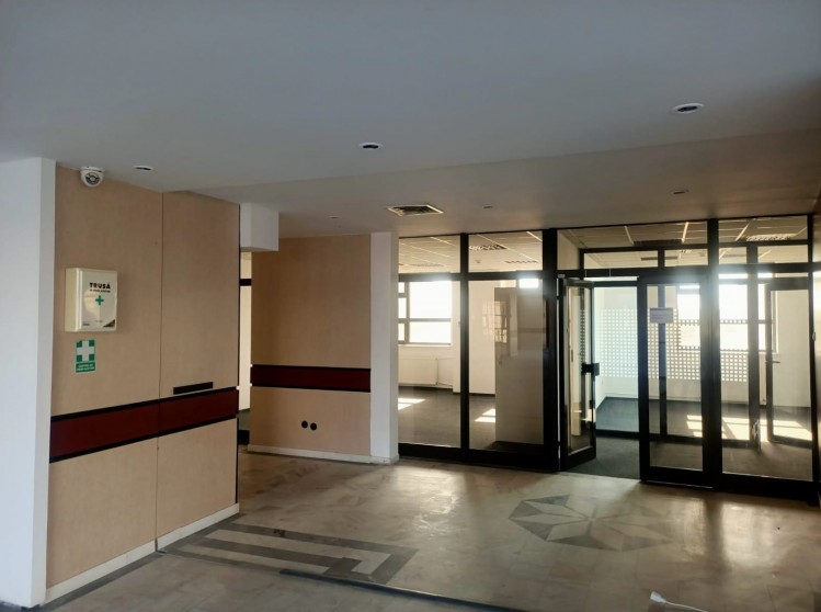 Spatiu comercial / birouri ultracentral de inchiriat Ploiesti, judetul Prahova