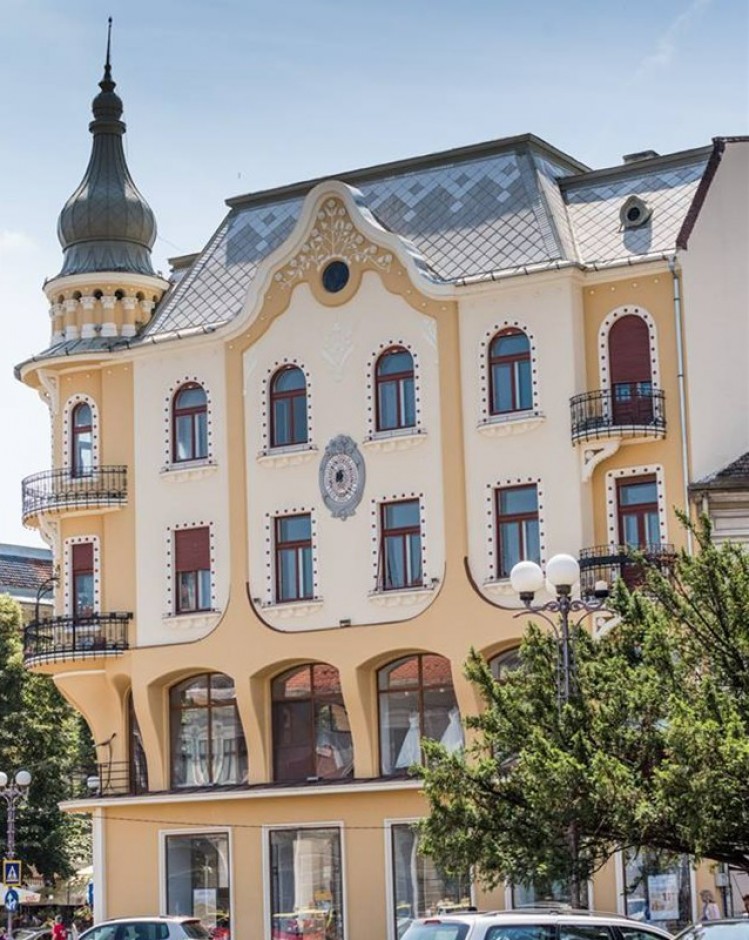 Commercial space for sale Poynar House - Oradea, Bihor county