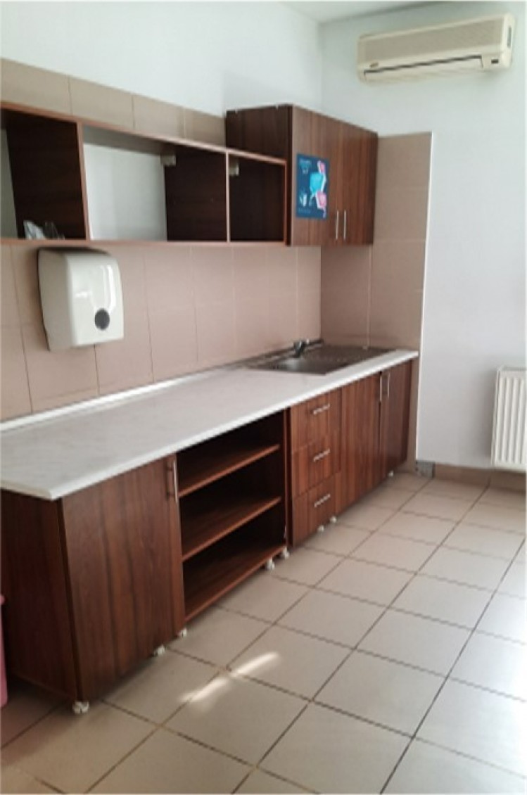 Commercial space for rent Decebal Boulevard area, Bucharest 145 sqm
