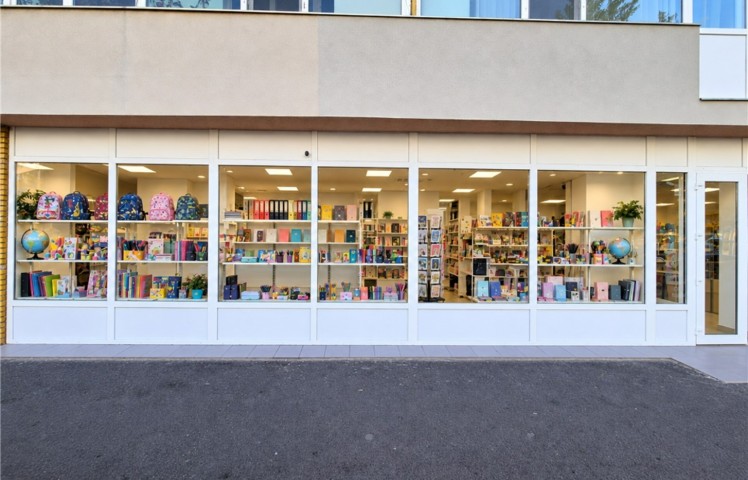 Spatiu comercial de vanzare zona Pantelimon, Bucuresti 368.9 mp