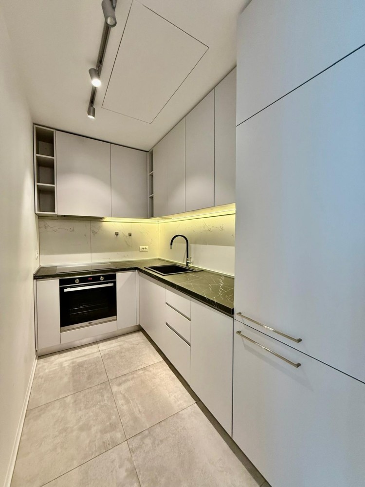 Studio cu terasa de 10,5 mp de inchiriat zona Floreasca, Bucuresti 51.5 mp