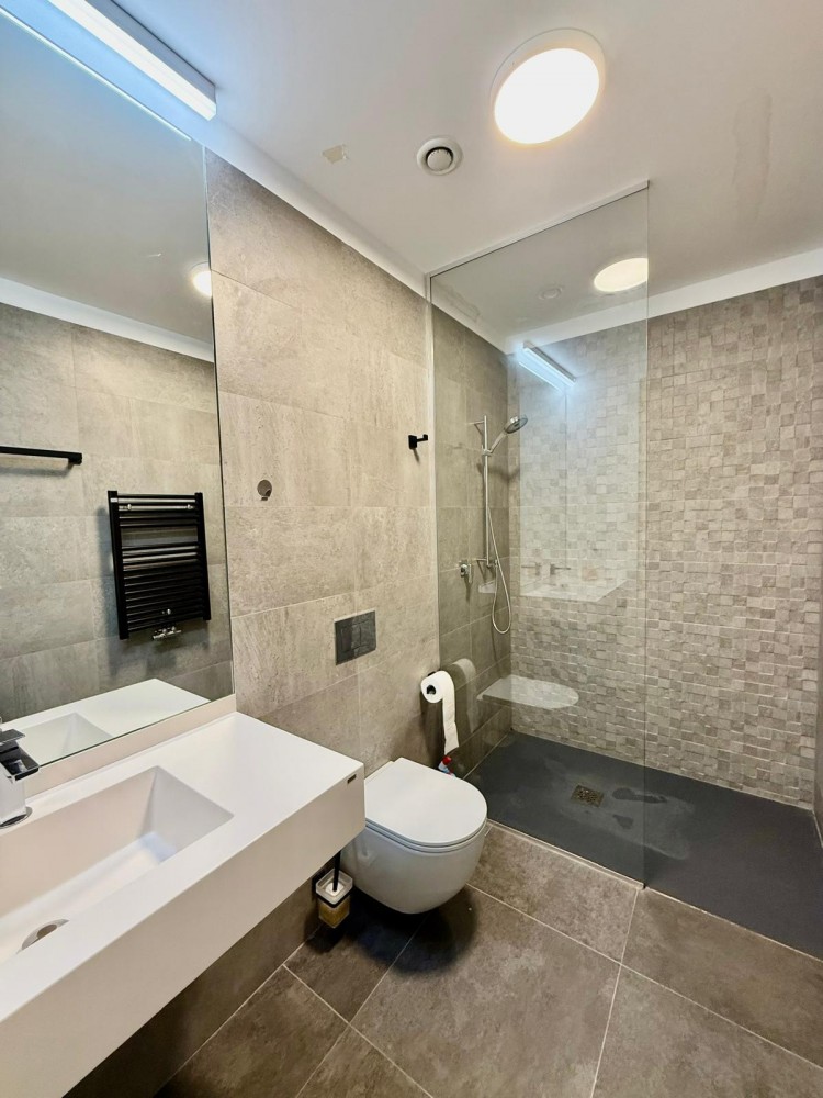Studio cu terasa de 10,5 mp de inchiriat zona Floreasca, Bucuresti 51.5 mp