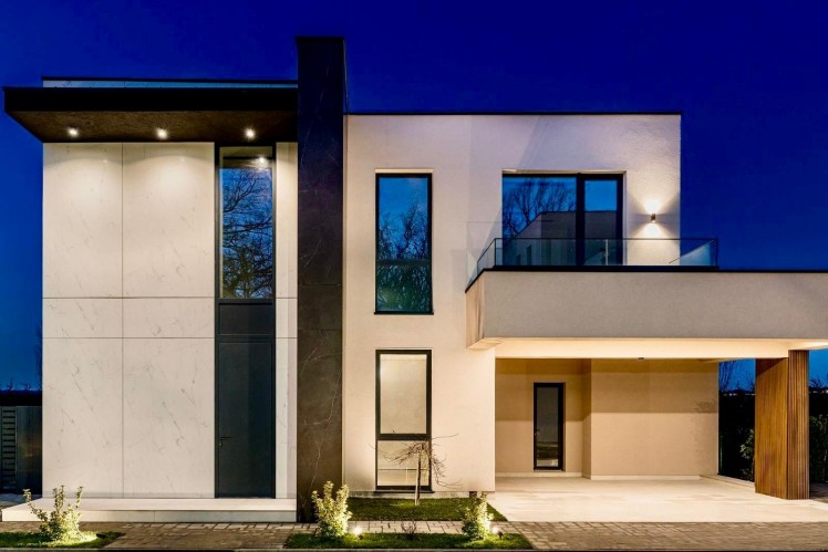 Absolutely special villa with view to the forest 6 rooms Pipera area - American School, Bucharest