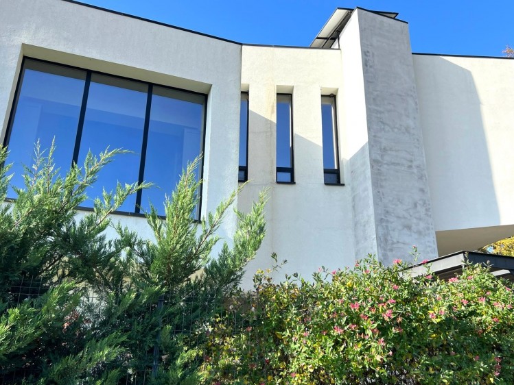Vila cu arhitectura contemporana 4 camere zona Corbeanca, judetul Ilfov