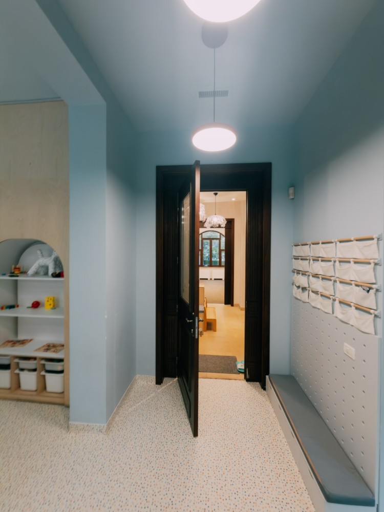 Vila cu arhitectura deosebita de vanzare zona Mosilor - Bulevardul Carol, Bucuresti