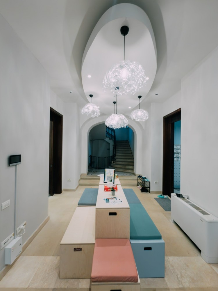 Vila cu arhitectura deosebita de vanzare zona Mosilor - Bulevardul Carol, Bucuresti