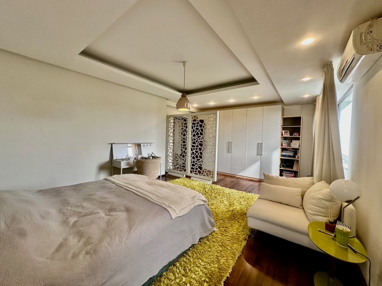 Vila cu arhitectura moderna de vanzare 6 camere zona Pipera - Iancu Nicolae, Bucuresti
