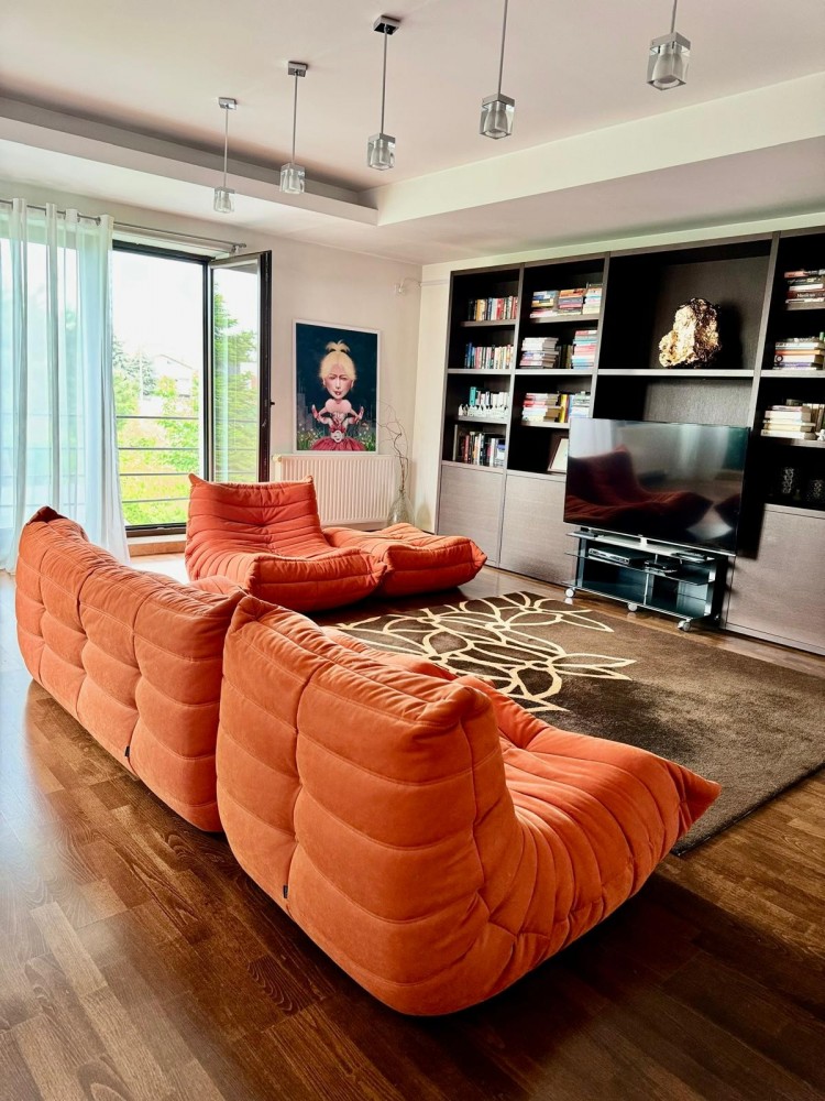 Vila cu arhitectura moderna de vanzare 6 camere zona Pipera - Iancu Nicolae, Bucuresti