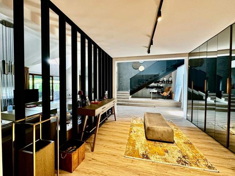Vila cu design modern si piscina incalzita 6 camere zona Iancu Nicolae, Bucuresti