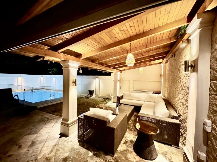 Vila cu piscina de inchiriat 5 camere zona Iancu Nicolae- British School, Bucuresti
