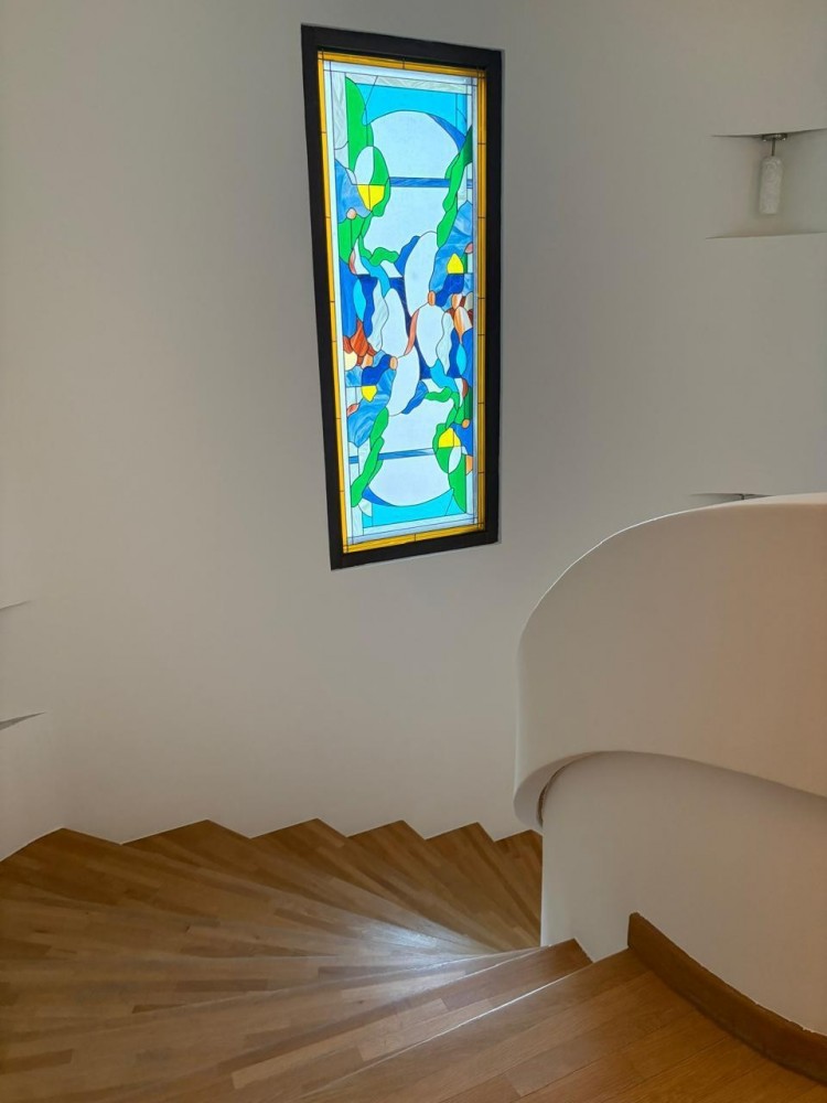 Vila cu piscina de inchiriat 8 camere zona Iancu Nicolae, in apropierea padurii