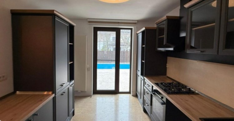 Vila cu piscina de vanzare 5 camere complex Oxford Garden - Voluntari, judetul Ilfov