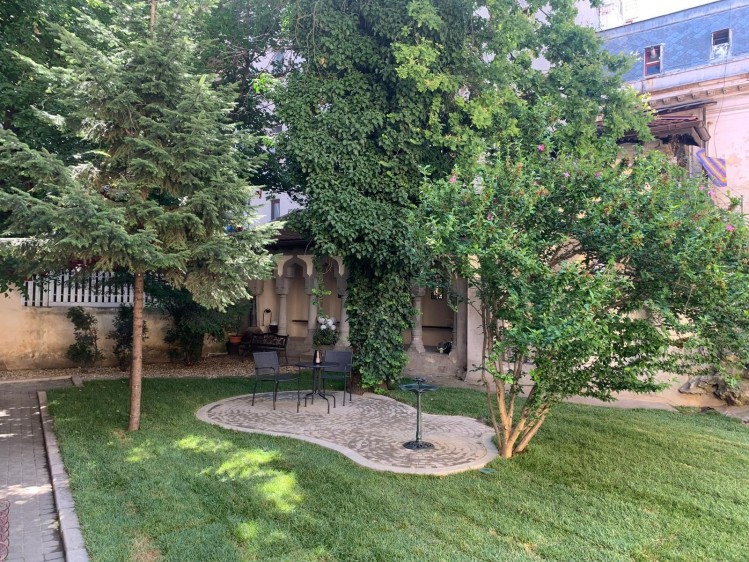 Vila de inchiriat 24 camere zona Gradina Icoanei- Romana, Bucuresti