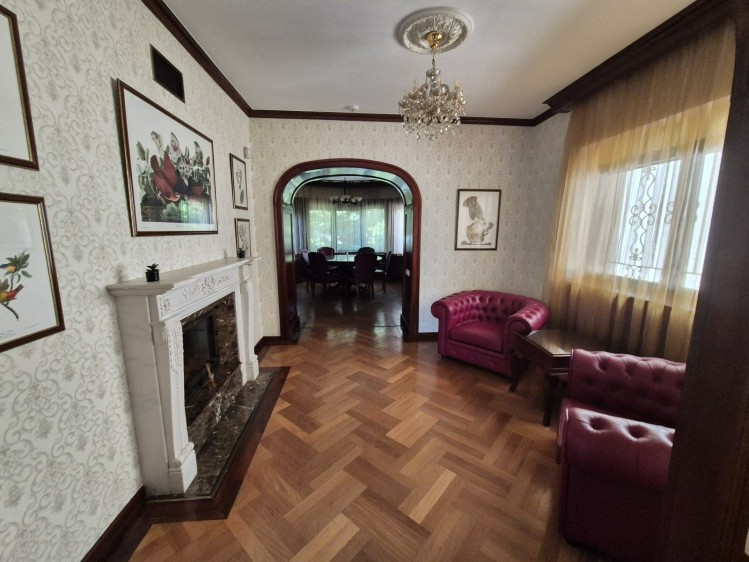 5 room villa for rent beautiful courtyard, good location, Domenii area, Bucharest