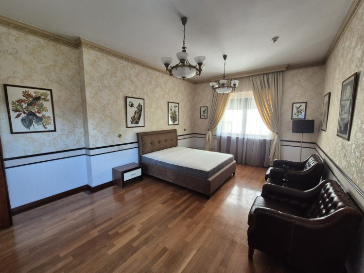 5 room villa for rent beautiful courtyard, good location, Domenii area, Bucharest