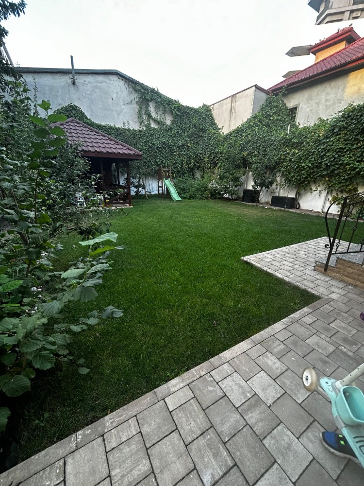 6 room villa for rent Baneasa- Herastrau area, Bucharest