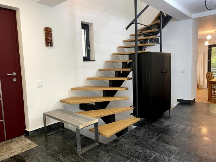 Vila de inchiriat 6 camere zona Iancu Nicolae - Pipera, Bucuresti
