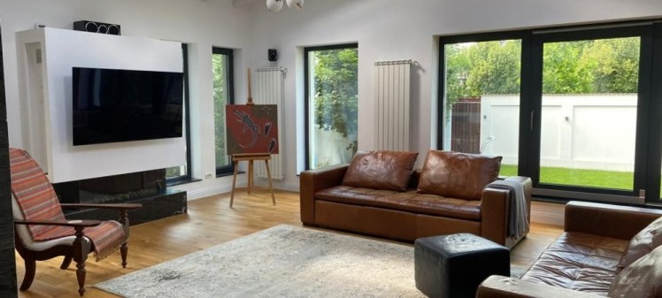 Vila de inchiriat 6 camere zona Iancu Nicolae - Pipera, Bucuresti