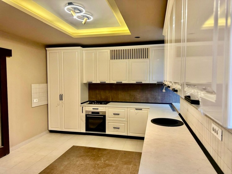 Vila de inchiriat 7 camere zona Pipera - Iancu Nicolae, Bucuresti