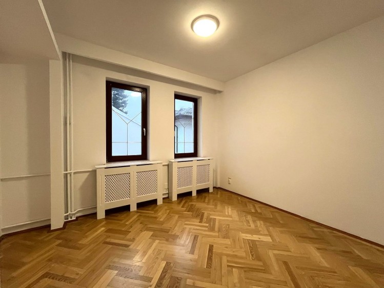 Vila de inchiriat pretabila birouri 8 camere zona Floreasca, Bucuresti