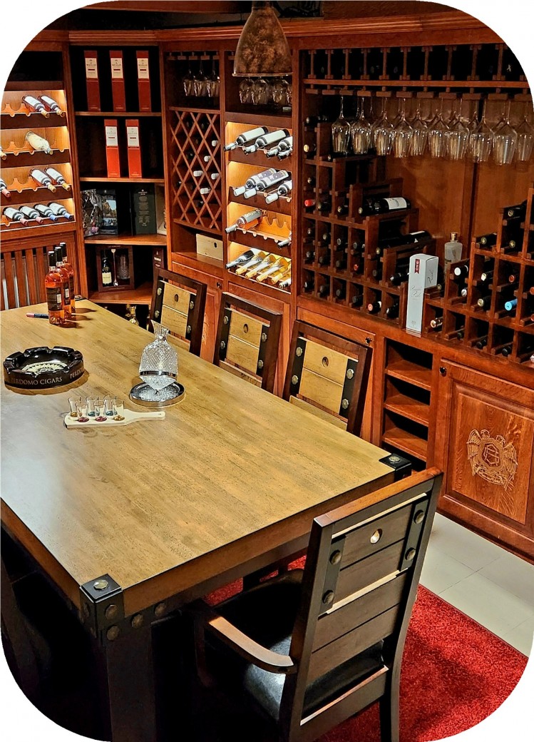 Vila de lux &icirc;n Bran, Transilvania &ndash; Intimitate absolută, vederi spectaculoase și facilități de top