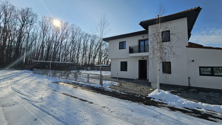 4 room villa for sale in a residential compound Corbeanca, Ilfov county