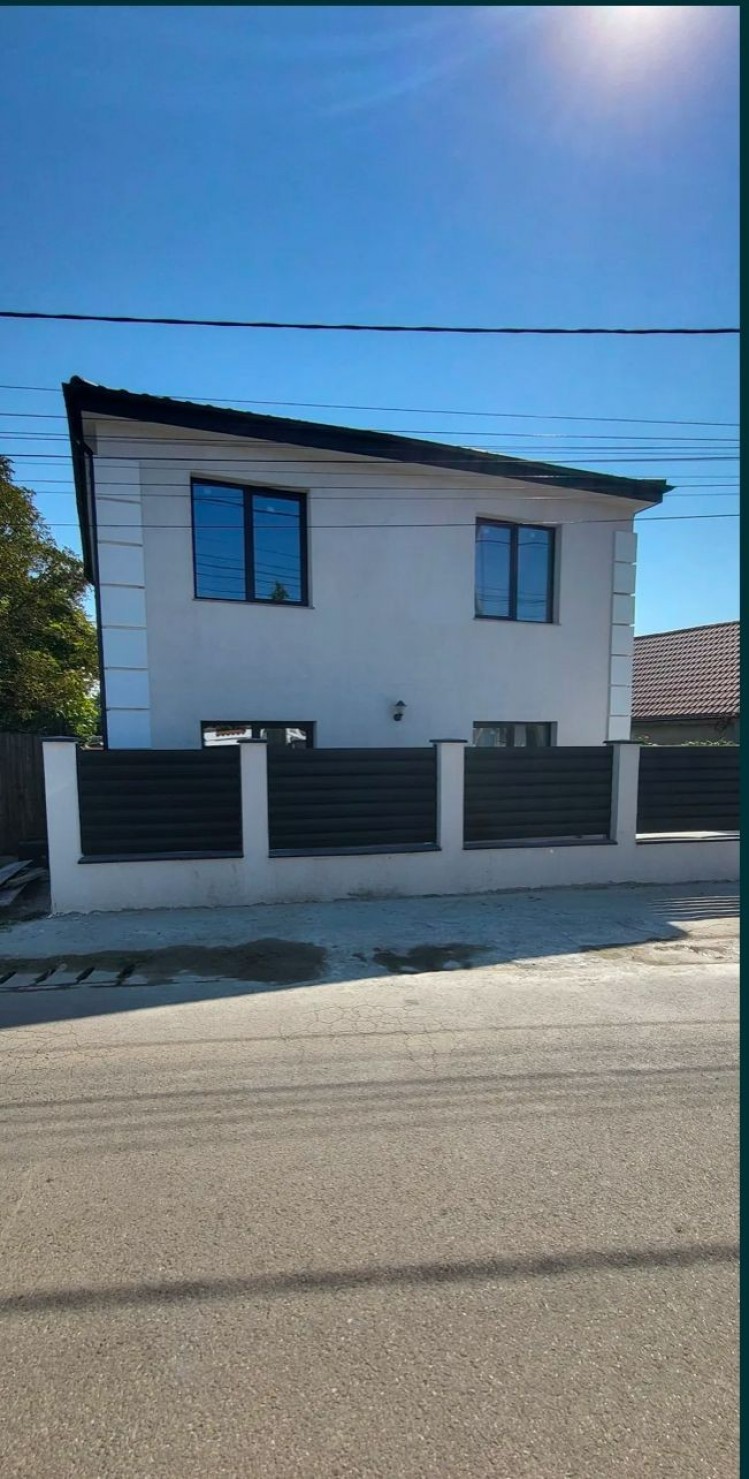 Vila de vanzare 4 camere zona Corbeanca - Central, judetul Ilfov 140 mp