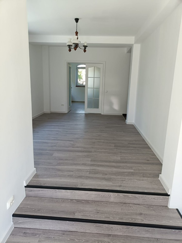 Vila de vanzare 4 camere zona Mogosoaia, judetul Ilfov