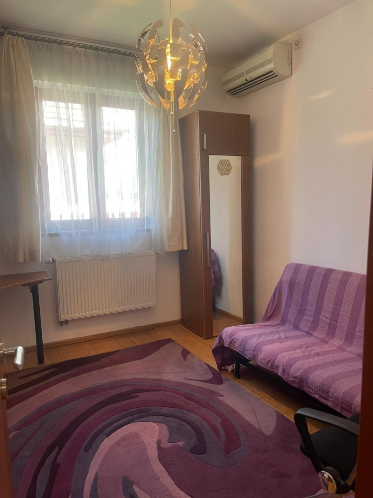 Vila de vanzare 4 camere zona Parcul Circului, Bucuresti 182 mp