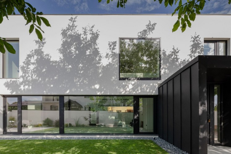 Vila de vanzare 5 camere arhitectura contemporana zona Pipera, Bucuresti