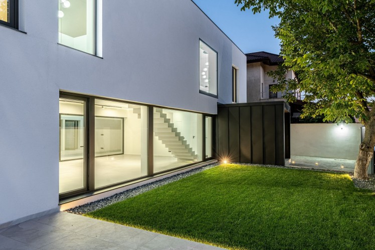 Vila de vanzare 5 camere arhitectura contemporana zona Pipera, Bucuresti