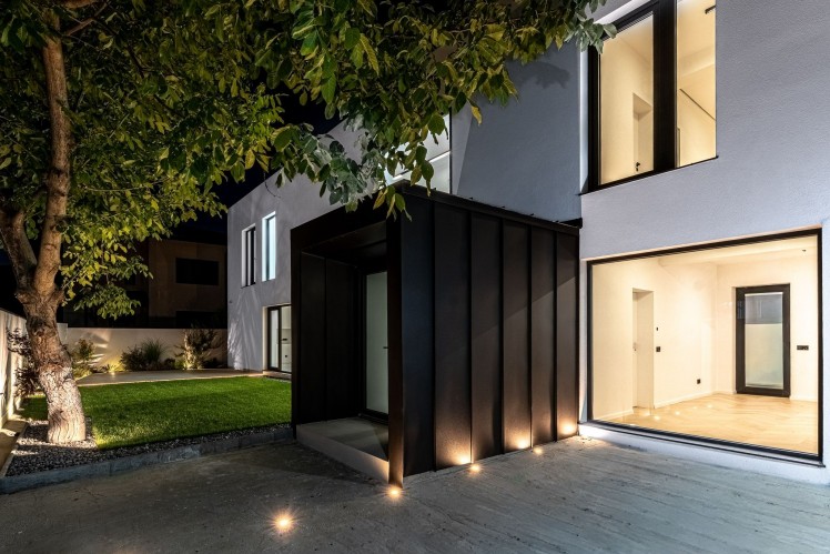 Vila de vanzare 5 camere arhitectura contemporana zona Pipera, Bucuresti