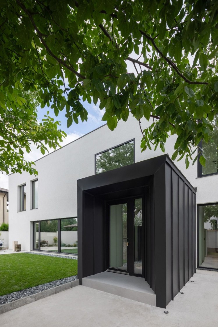 Vila de vanzare 5 camere arhitectura contemporana zona Pipera, Bucuresti
