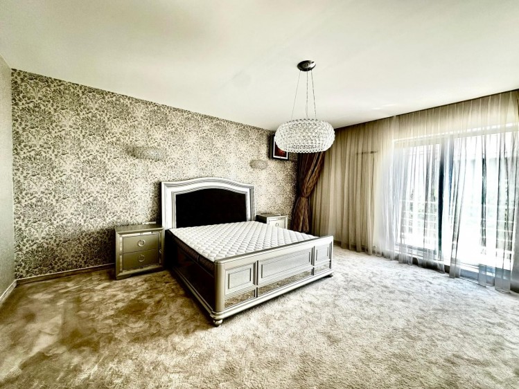 Vila de vanzare 6 camere Iancu Nicolae - Mark Twain, Bucuresti 450 mp