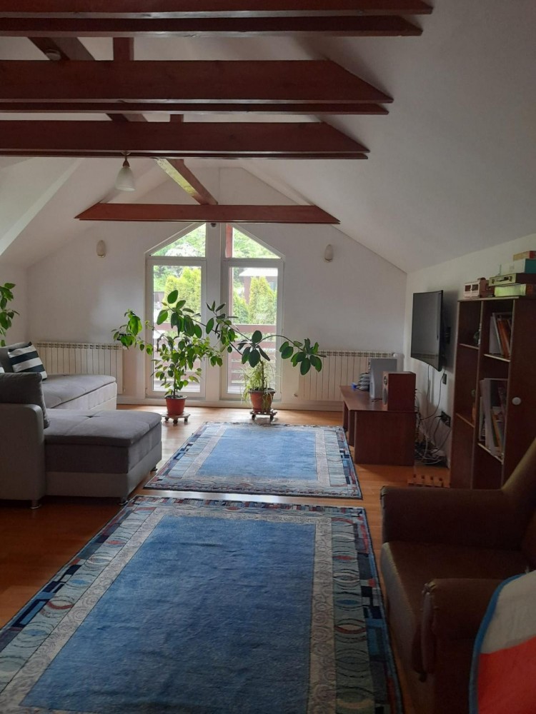 Villa for sale 6 rooms, exceptional location Sinaia, Prahova county 713 sqm