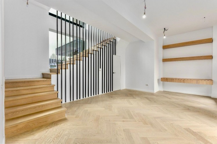 Villa for sale 6 rooms Iancu Nicolae - Jolie Ville area, Bucharest