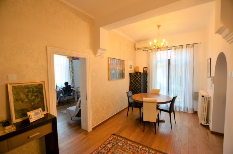 Vila de vanzare 7 camere zona Floreasca 455 mp