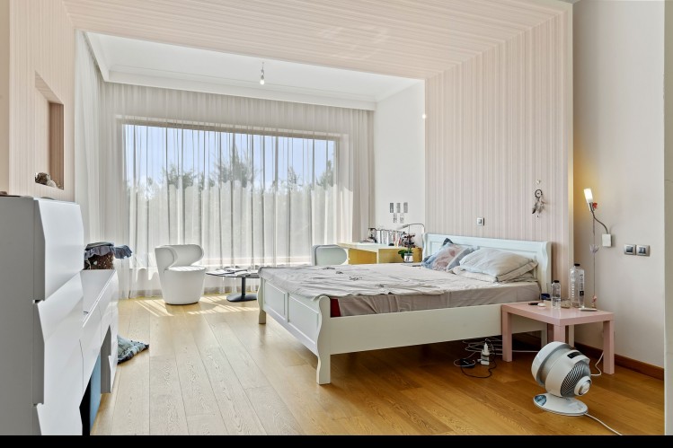 Vila de vanzare 8 camere zona Baneasa-Pipera, Bucuresti 750 mp