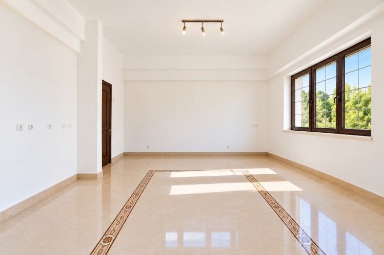 Vila de vanzare 9 camere zona Baneasa-Pipera 800 mp