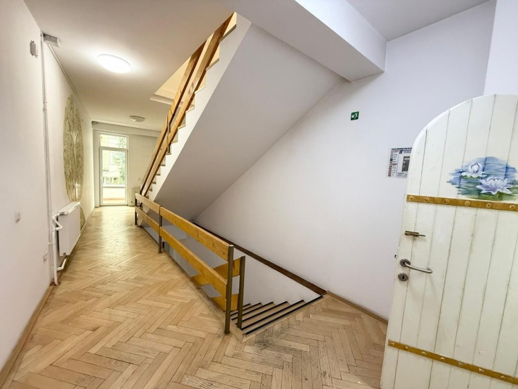 Vila de vanzare 9 camere zona Piata Dorobanti, Bucuresti 365 mp