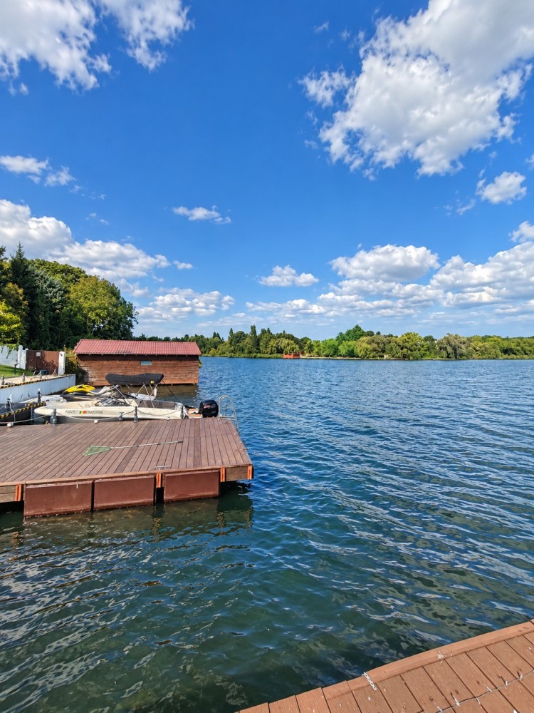 Vila de vanzare cu vedere spectaculoasa catre Lacul Snagov, Bucuresti 550 mp
