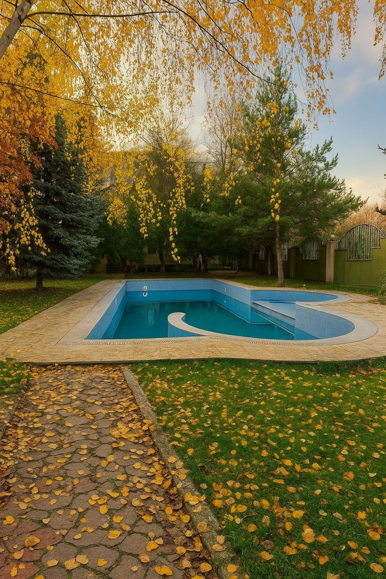 Villa for sale, exceptional location with pontoon and generous land plot, Buftea, Ilfov county