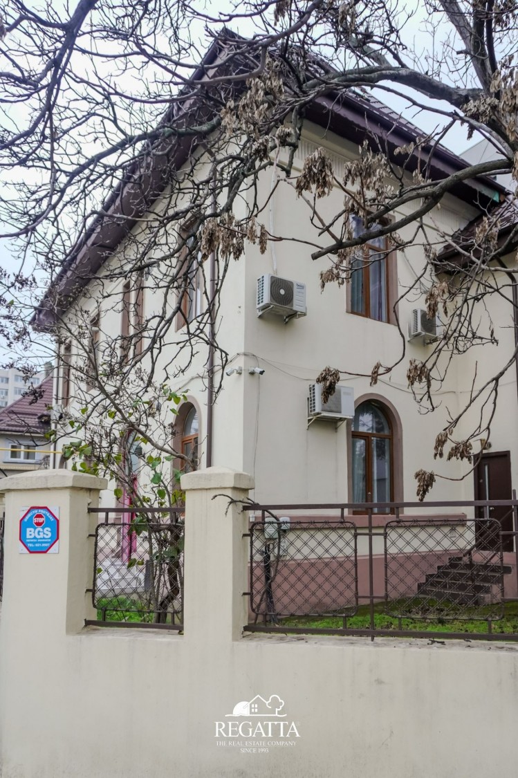 Vila de vanzare pretabila rezidential sau activitate comerciala zona Kiseleff, Bucuresti