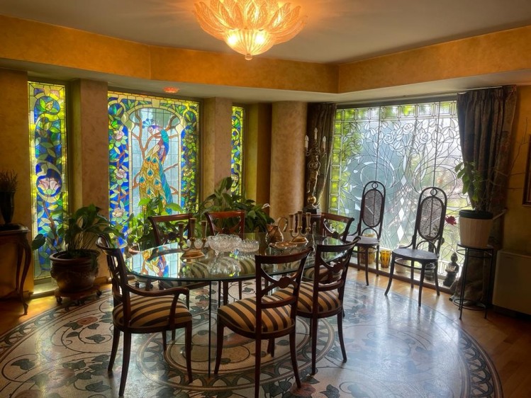 Villa for sale Ion Mihalache area, Bucharest 559 sqm