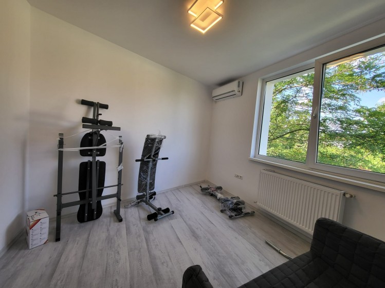 Vila deosebita 6 camere mobilata si utilata, disponibila imediat  zona Corbeanca, judetul Ilfov