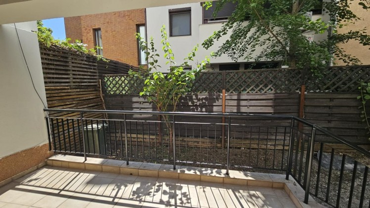 Vila deosebita cu 5 camere de inchiriat, in zona Floreasca, aproape de Parcul Verdi
