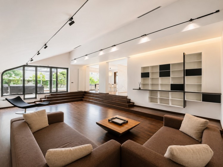Elegant villa 360 sqm, GF+1, generous land, jacuzzi and garage &ndash; exclusive complex, Iancu Nicolae area