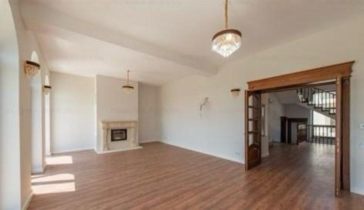 Vila eleganta de inchiriat in zona Sisesti &ndash; 4 dormitoare, curte generoasa, Bucuresti