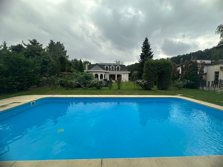 Vila exclusivistă în Paradisul Verde – eleganță provensală și confort modern, Corbeanca, judetul Ilfov